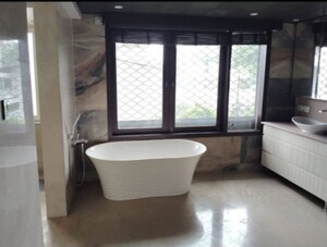 Room in 4 BHK Builder Floor at Sterling North, Sadashiva Nagar – for Sale