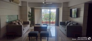 Team Area in 3 BHK Apartment at H&M Tower, Bandra West – for Rent