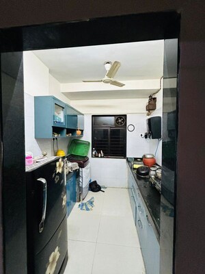 Team Area in 1 BHK Apartment at Navpada – for Rent