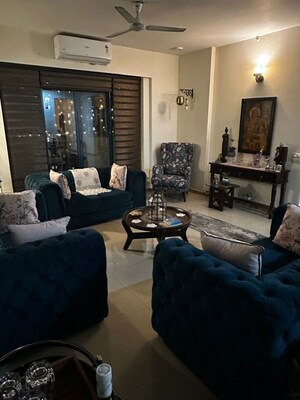 Living Room in 3 BHK Builder Floor at Nirvana Country Birch Court, Sector 50 – for Rent
