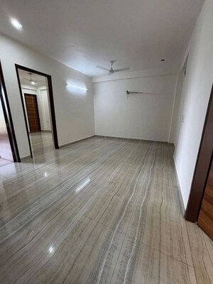 Room in 3 BHK Apartment at Whiteland Blissville, Sector 76 – for Sale
