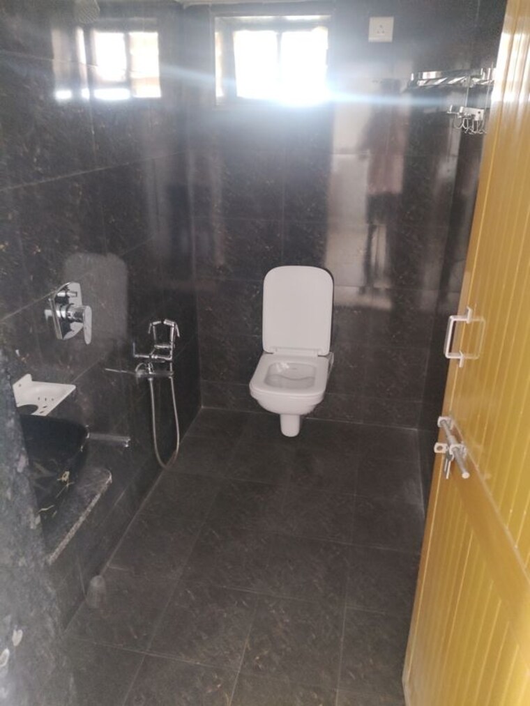 Bathroom, ellisbridge 1 RK 75 Sq.Yd. Independent House In Ellisbridge Ahmedabad 10326148