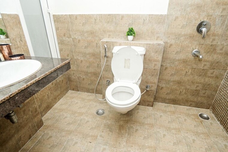 Bathroom, 3c-lotus-300 4 Bedroom 5700 Sq.Ft. Apartment In Sector 107 Noida 10391436