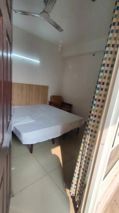 3 BHK Apartment For Rent in Amrapali Silicon City