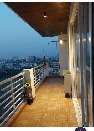 Balcony in 3 BHK Apartment at Ansal Sushant Golf city, Sushant Golf City – for Rent