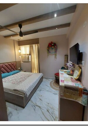 Bedroom in 3 BHK Apartment at Ansal Sushant Golf city, Sushant Golf City – for Rent