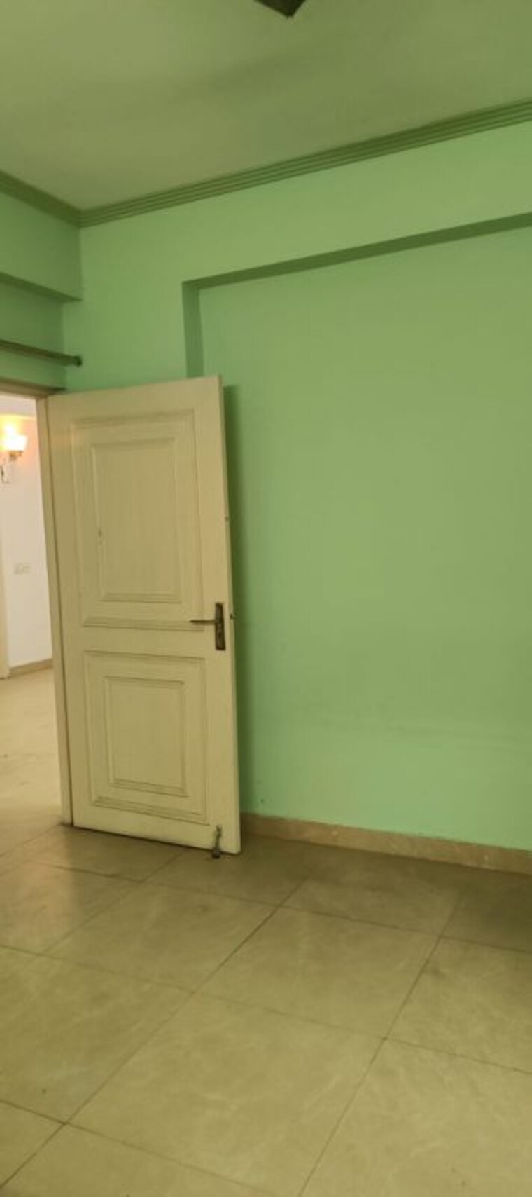 Room, aims-golf-city 2 Bedroom 1200 Sq.Ft. Apartment In Sector 75 Noida 10391469