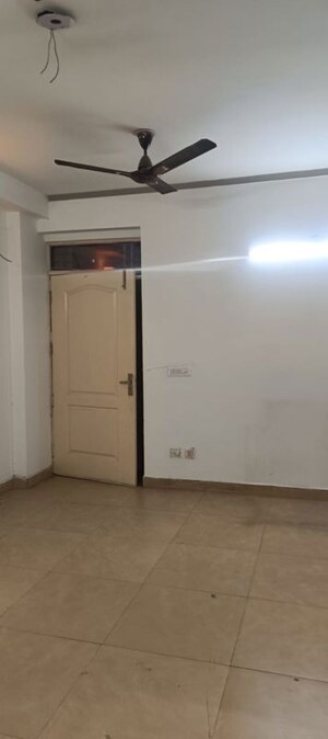 Room in 2 BHK Apartment at Aims Golf City, Sector 75 – for Rent