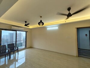Room in 3 BHK Apartment at Je And Vee Om Trimurti, Malad East – for Sale