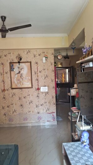 Furnished Amenities in 3 BHK Apartment at Amrapali Silicon City, Sector 76 – for Rent