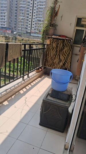 Balcony in 3 BHK Apartment at Amrapali Silicon City, Sector 76 – for Rent