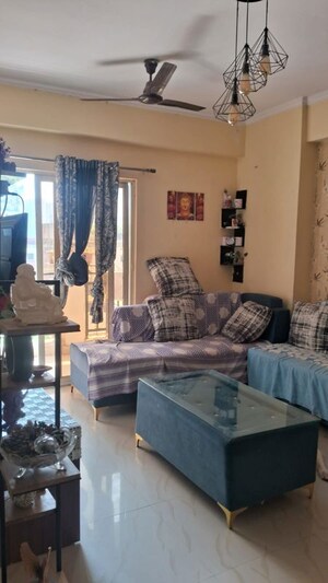 Living Room in 3 BHK Apartment at Amrapali Silicon City, Sector 76 – for Rent