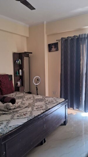 Bedroom in 3 BHK Apartment at Amrapali Silicon City, Sector 76 – for Rent