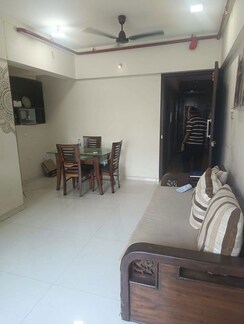 2 BHK Apartment For Rent in Chandak Paloma