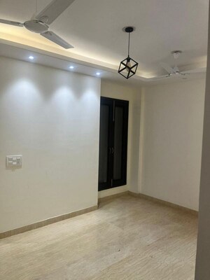 Room in 2 BHK Builder Floor at Shivalik Colony – for Rent