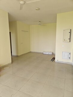 2.5 BHK + Study Room Apartment For Sale in Indiabulls Centrum Park