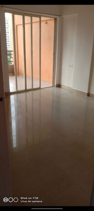Room in 3 BHK Apartment at Manav Silver Skyscapes, Wakad – for Rent