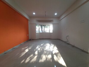 Room in 3 BHK Independent House at Hill Top CHS Goregaon, Goregaon East – for Rent