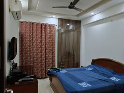 1 RkBuilder Floor For Rent in South City 1