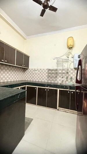 Kitchen in 2.5 BHK Builder Floor at Ashok Vihar Sector 3, Sector 3 – for Rent