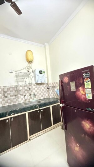 Kitchen in 2.5 BHK Builder Floor at Ashok Vihar Sector 3, Sector 3 – for Rent