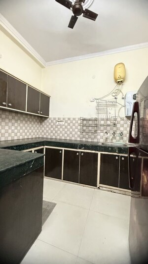 Kitchen in 2.5 BHK Builder Floor at Ashok Vihar Sector 3, Sector 3 – for Rent