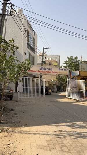 2.5 BHK Builder Floor – Exterior View View at Ashok Vihar Sector 3, Sector 3 - for Rent