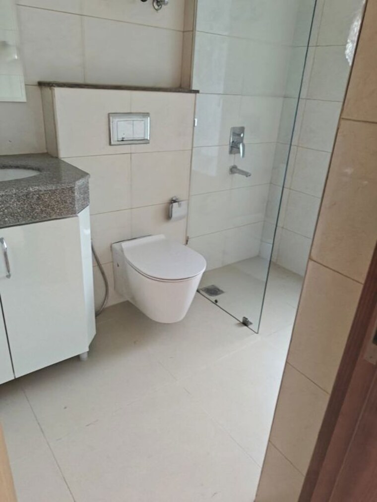 Bathroom, godrej-woods 2 Bedroom 1255 Sq.Ft. Apartment In Sector 43 Noida 10391571