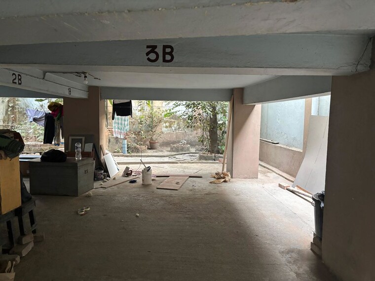  Parking, dhakuria 2 Bedroom 1100 Sq.Ft. Builder Floor In Dhakuria Kolkata 10391593