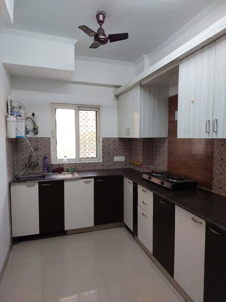 Kitchen, antriksh-golf-view 3 Bedroom 1600 Sq.Ft. Apartment In Sector 78 Noida 10391610