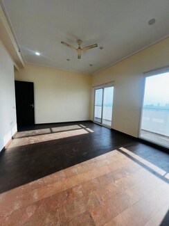 4 BHK + Pooja Room,Servant Room,Study Room Apartment For Rent in Dasnac Burj