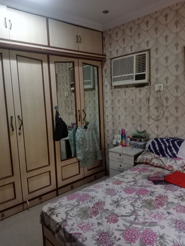 2 BHK + Extra Room Apartment For Rent in Andheri West