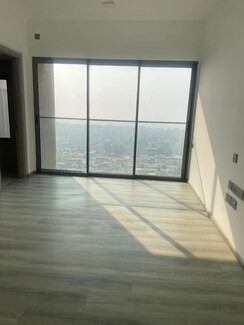 4 BHK + Extra Room Apartment For Rent in Rustomjee Paramount