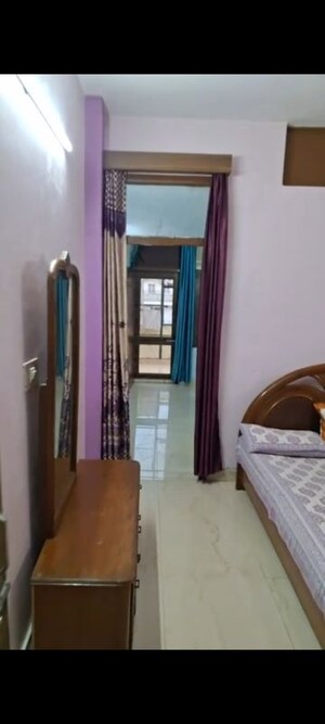 Furnished Amenities in 2 BHK Builder Floor at Lajpat Nagar I – for Rent