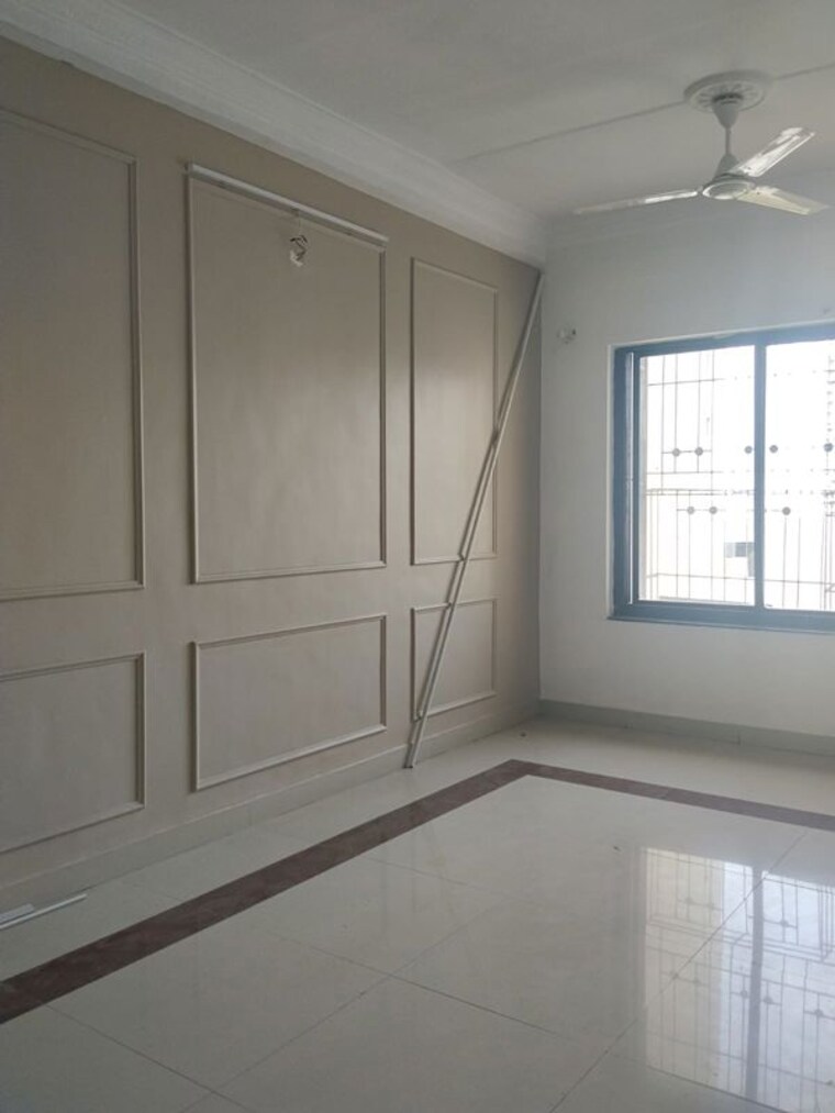 Bedroom, lokhandwala complex 3 Bedroom 1400 Sq.Ft. Apartment In Lokhandwala Complex Mumbai 10391782