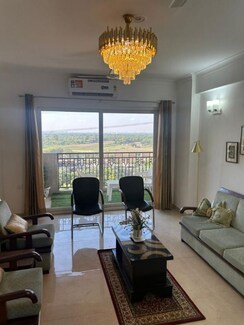 3 BHK + Servant Room Apartment For Rent in Emaar Gurgaon Greens