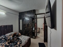 2.5 BHK + Servant Room Builder Floor For Rent in Signature Global Park