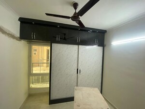 Room in 3 BHK Apartment at Gaurs Siddhartham, Siddharth Vihar – for Rent