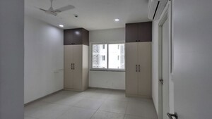 Room in 3.5 BHK Apartment at Jayabheri The Nirvana, Gopanpally – for Rent