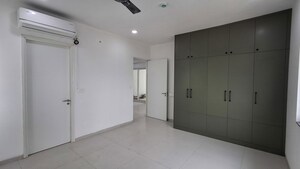 Room in 3.5 BHK Apartment at Jayabheri The Nirvana, Gopanpally – for Rent