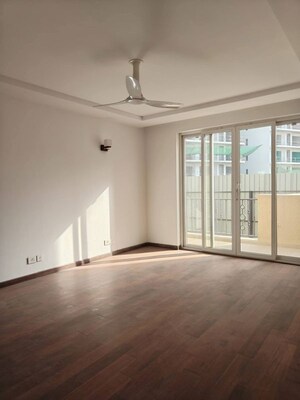 Room in 5 BHK Villa at Emaar Marbella, Sector 66 – for Rent