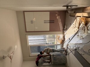 Team Area in 2 BHK Apartment at Eldeco Live By The Greens, Sector 150 – for Rent