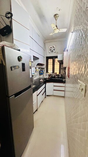 Kitchen in 2 BHK Builder Floor at Malviya Nagar – for Rent