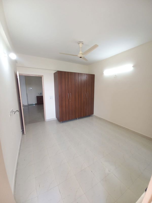 2 BHK + Extra Room 700 Sq.Ft. Apartment in Ninex RMG Residency