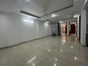 Room in 3 BHK Apartment at Palm Residency Chhatarpur, Chattarpur – for Rent