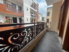 3 BHK + Pooja Room Apartment For Rent in Palm Residency Chhatarpur