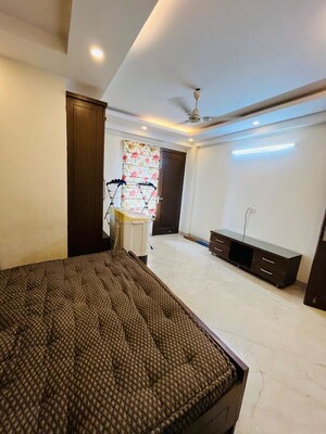 Bedroom in 3 BHK Builder Floor at Paryavaran Complex – for Rent