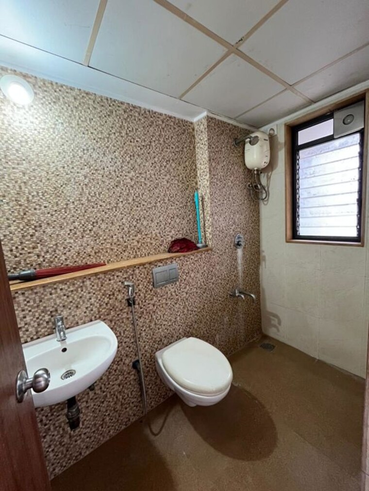 Bathroom, lodha-downtown 1 Bedroom 720 Sq.Ft. Apartment In Dombivli East Thane 10391987