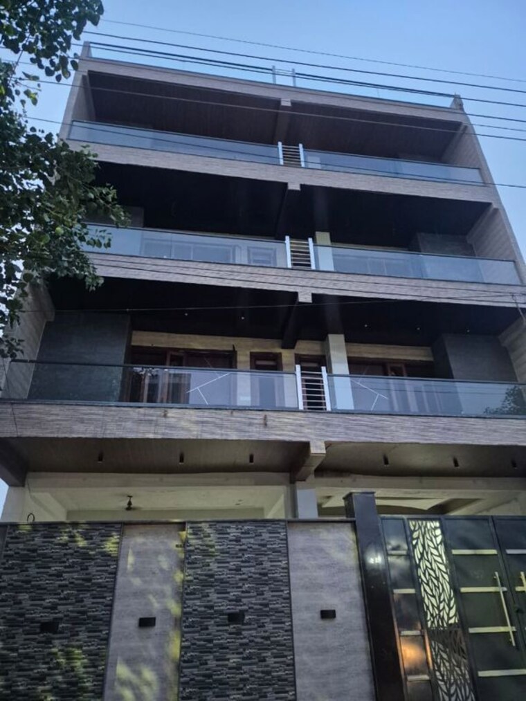 Exterior View, new friends colony 2 Bedroom 500 Sq.Yd. Builder Floor In New Friends Colony Delhi 10391991
