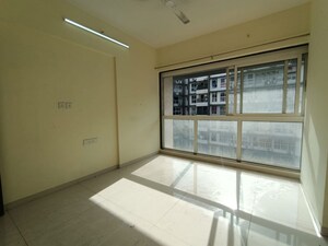 Room in 2 BHK Apartment at Godrej Central, Chembur – for Rent